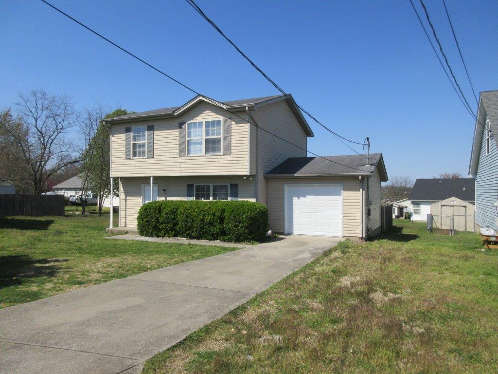504 Johnny Bench Cove, LaVergne TN 37086