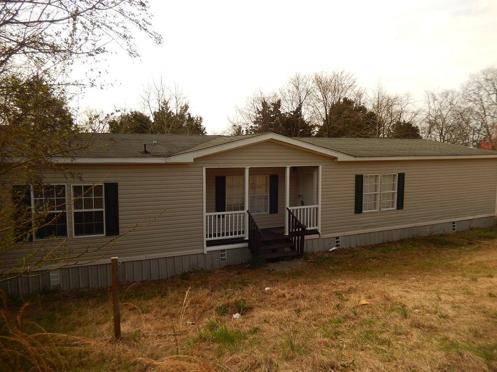 1947 Neely’s Bend Rd, Madison, TN 37115
